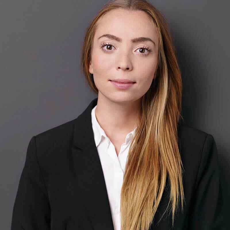 https://allimierinvestments.com/wp-content/uploads/2019/10/inner_team_03.jpg